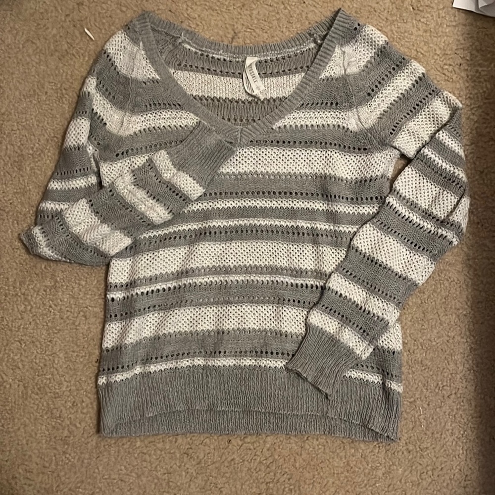 stripped aeropostale long sleeve sweater